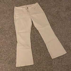 Women’s plus size khakis pants